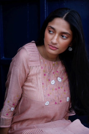 Muted Clay Chanderi & silk striped organza hand embroidered yok kurta set