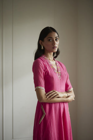 Fuschia V Neck Kurta Set